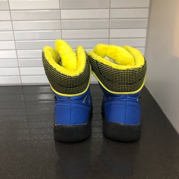 EUC Kamik waterproof lined baby snow boots - Picture 4 of 9